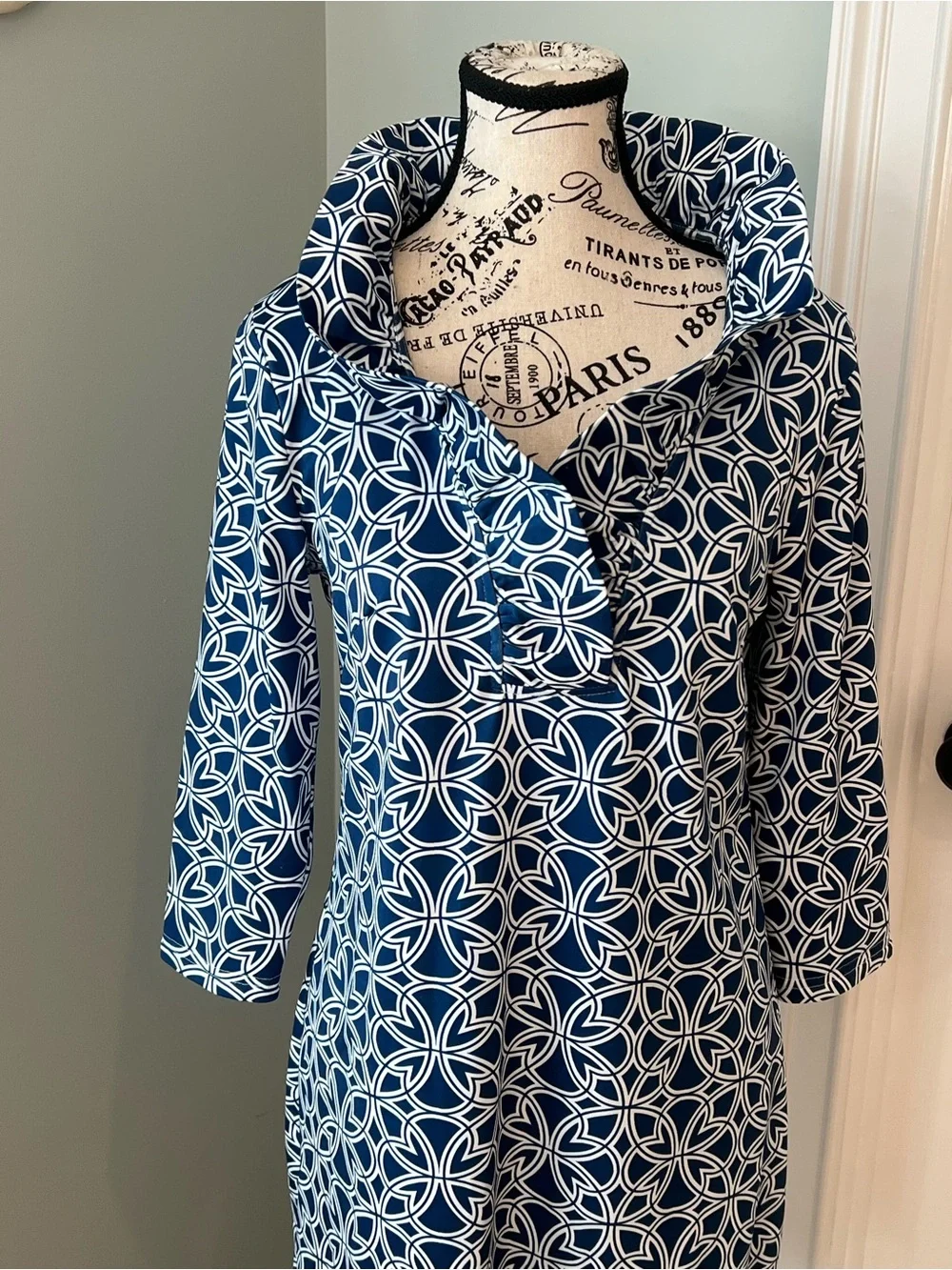 Gretchen Scott jersey ruffneck | navy & white geometric Ring Toss pattern |SZ S - Picture 10 of 13
